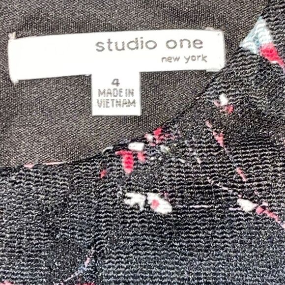 Studio One Womens Fit & Flare Dress Floral Lace Cap Sleeve Red Black Size 4 - Picture 7 of 10